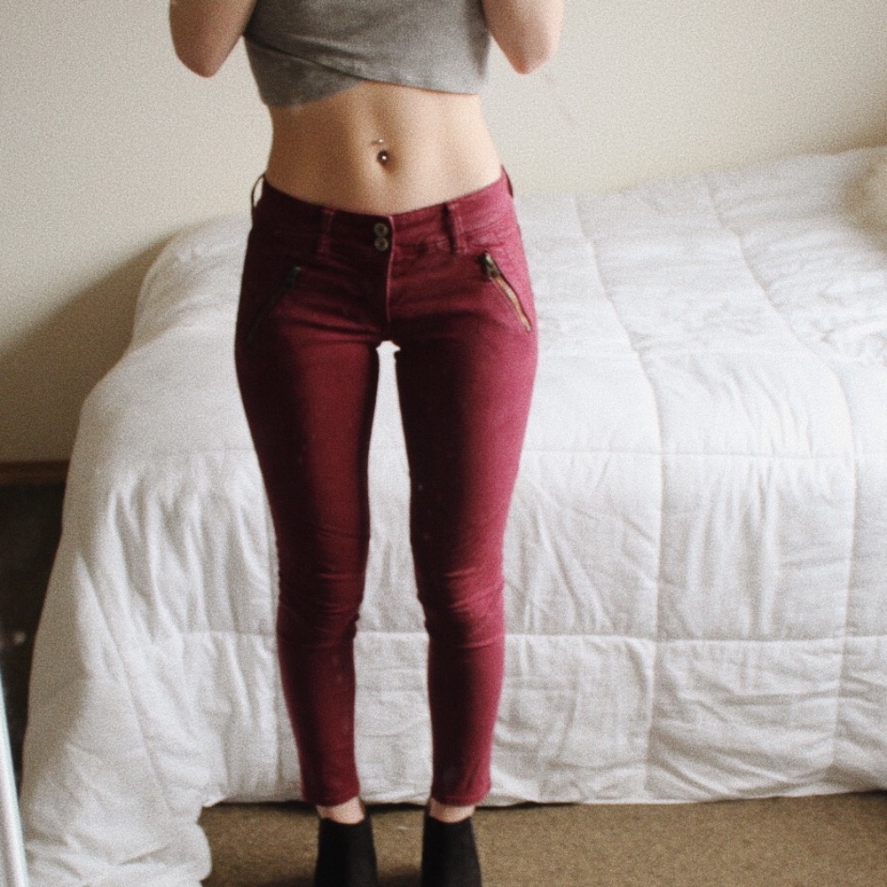 American Eagle Maroon Pants